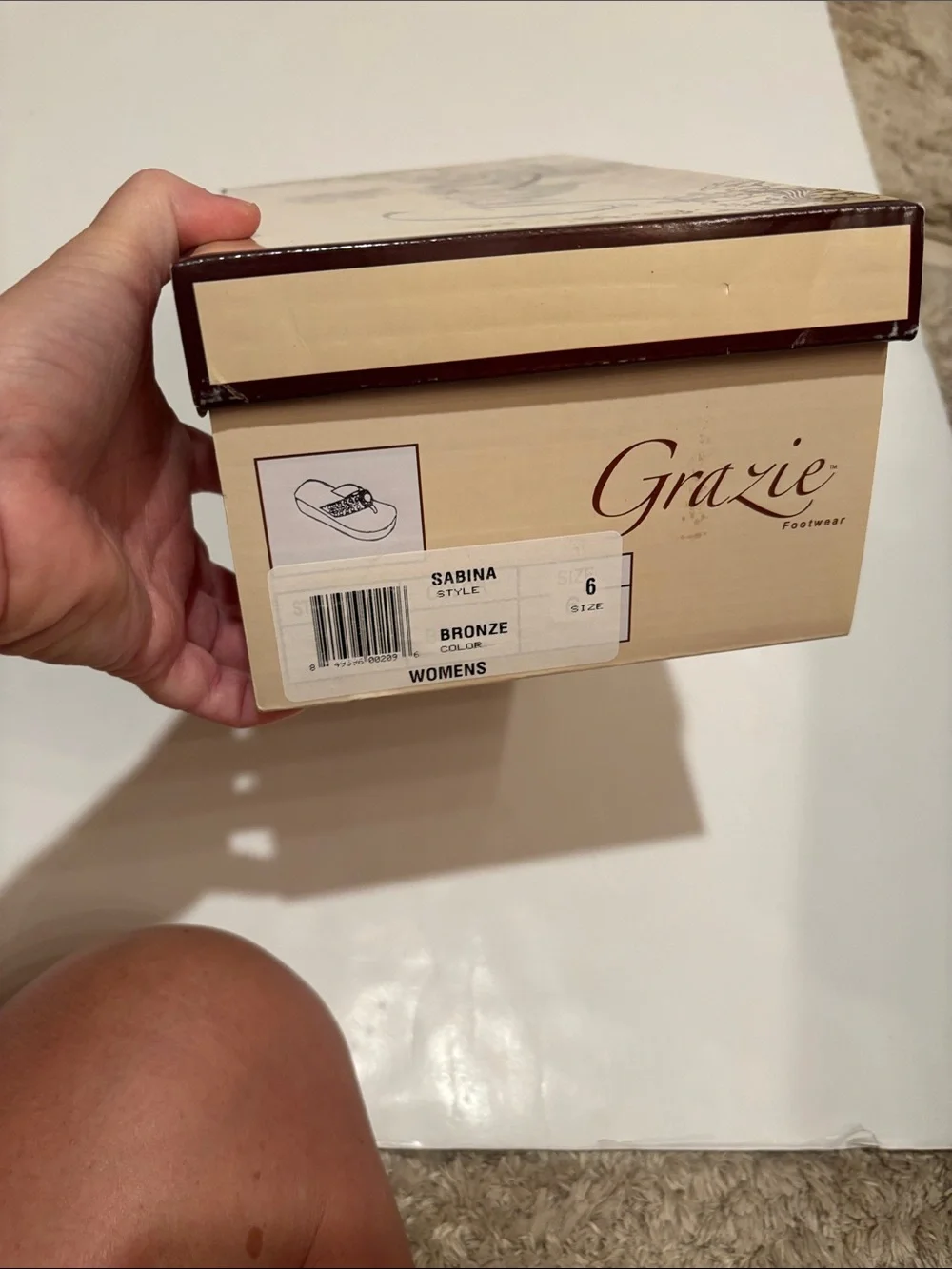 NWT Grazie Brown Jeweled Platform Thong Sandals 6 Sabina bronze hot! Bling